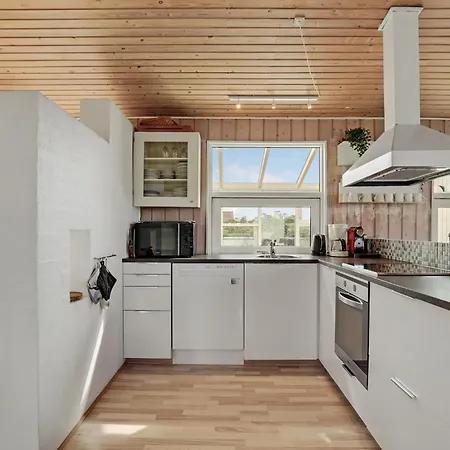Holiday home Lovely In Hvide Sande With Sauna *