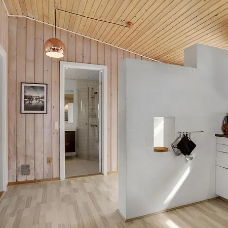 Casa de Férias Lovely In Hvide Sande With Sauna Havrvig