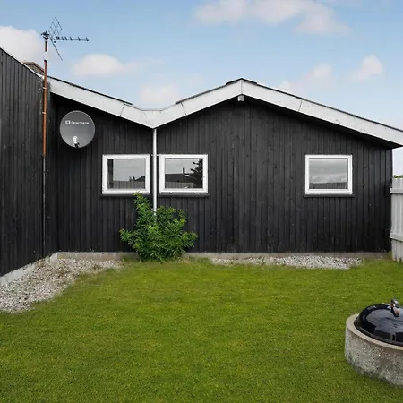 Baunebjergvej Sande V H Nyaraló