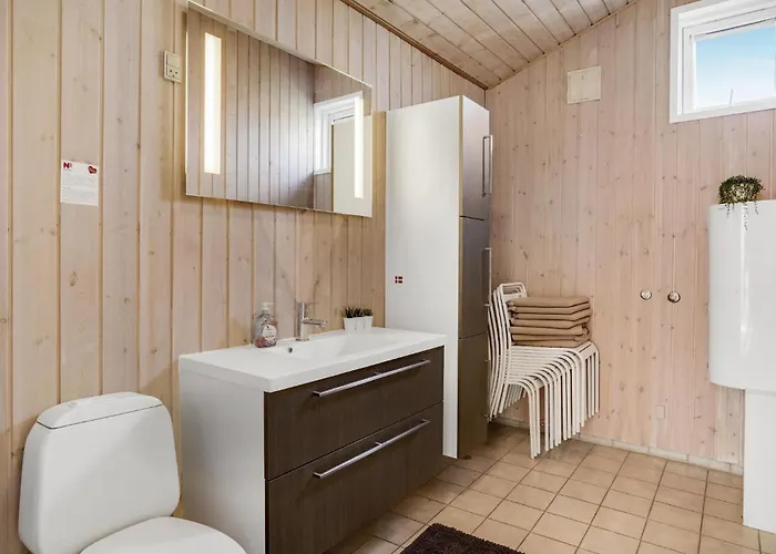 Holiday home Baunebjergvej Sande V H Havrvig