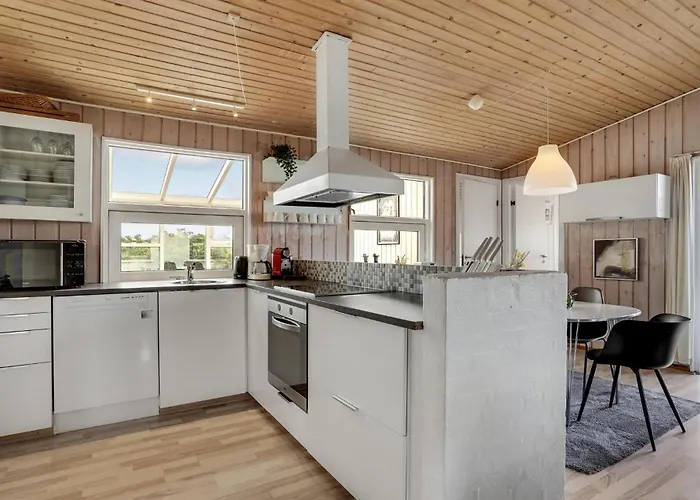 Holiday home Baunebjergvej Sande V H
